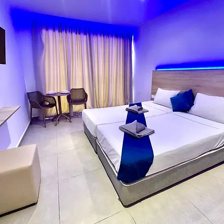 Sun Plaza - Adults Only 圣纳帕