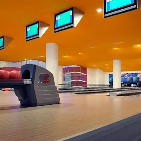 Sun Plaza - Adults Only 公寓式酒店